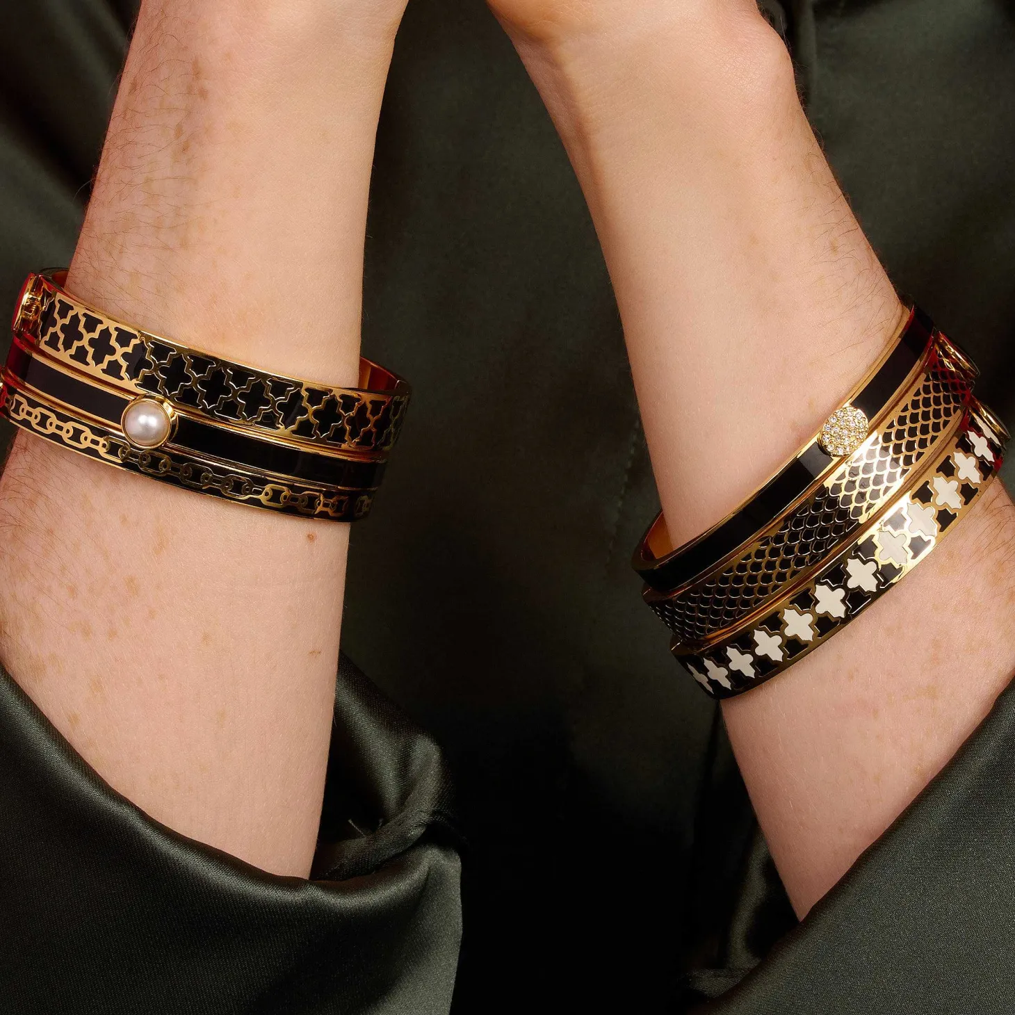Agama Black & Gold Hinged Enamel Bangle | Halcyon Days
