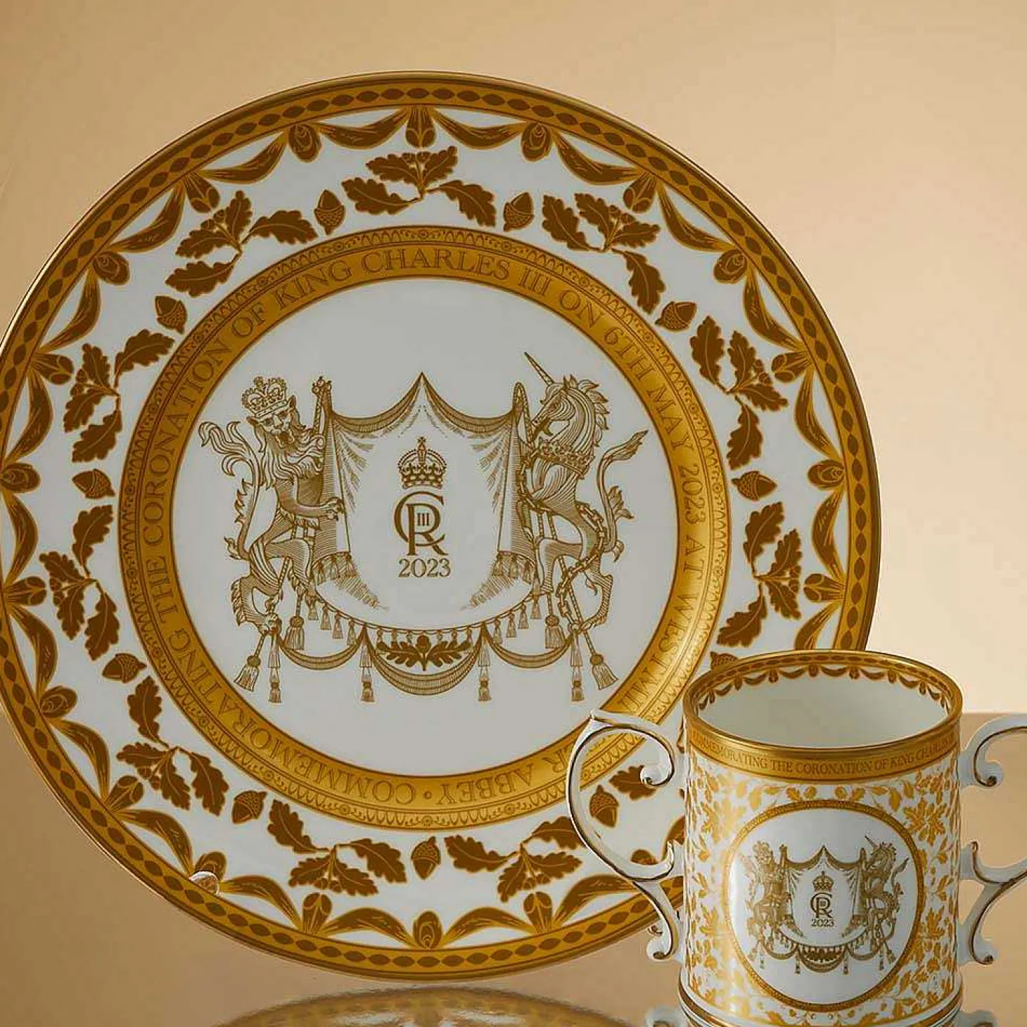 Coronation Gold Loving Fine Bone China Cup | Halcyon Days