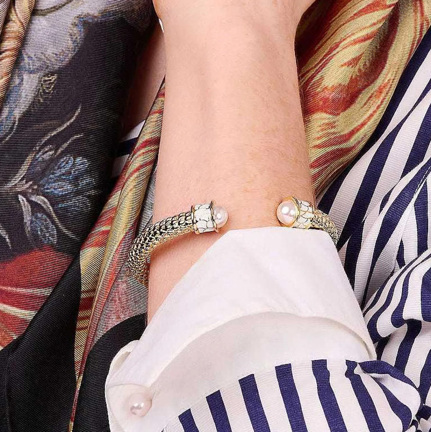 Minoan Torque Pearl & Gold Bangle