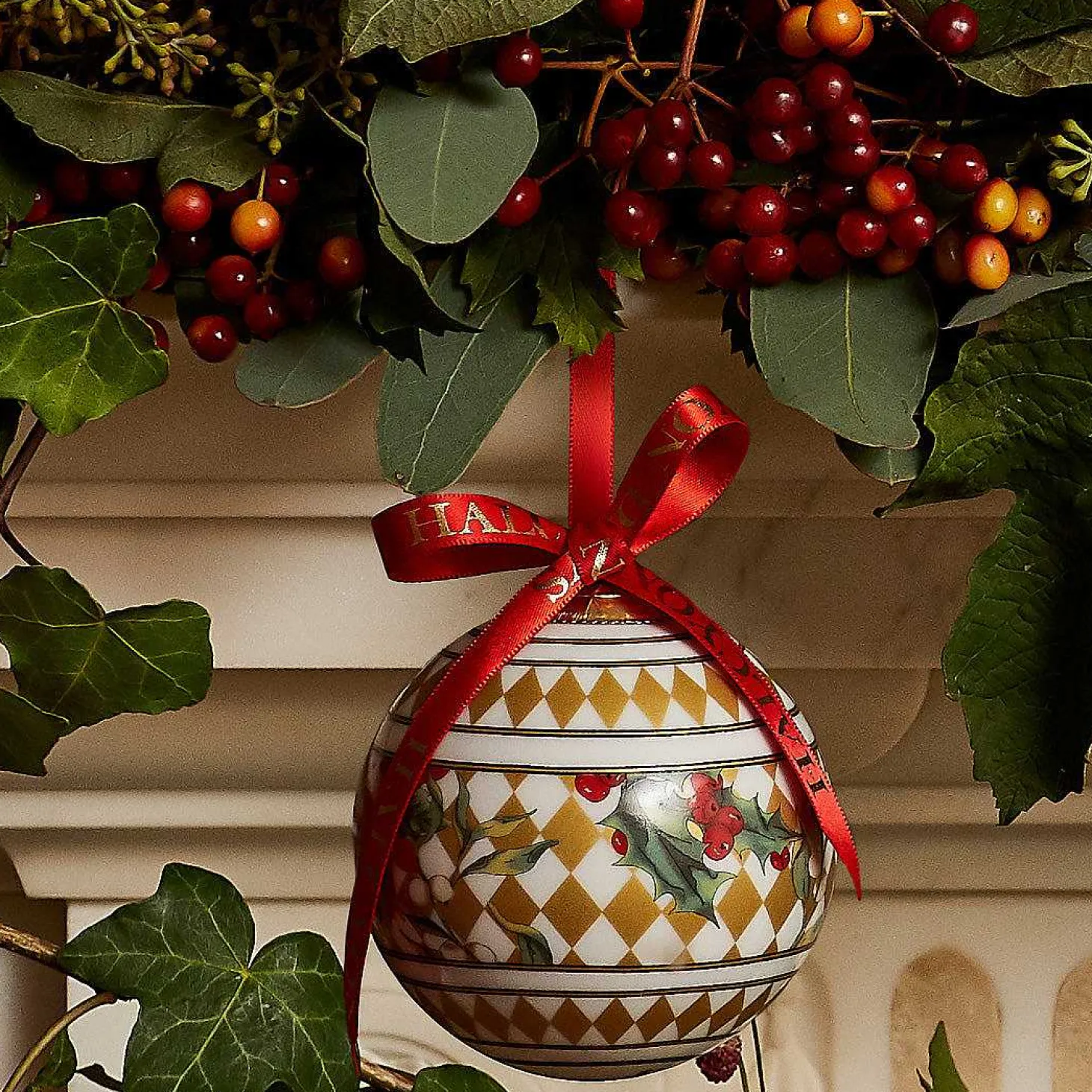 Parterre Gold With Poinsettia Bauble | Halcyon Days
