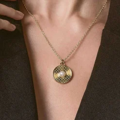 Salamander Cabochon Pearl & Gold Necklace