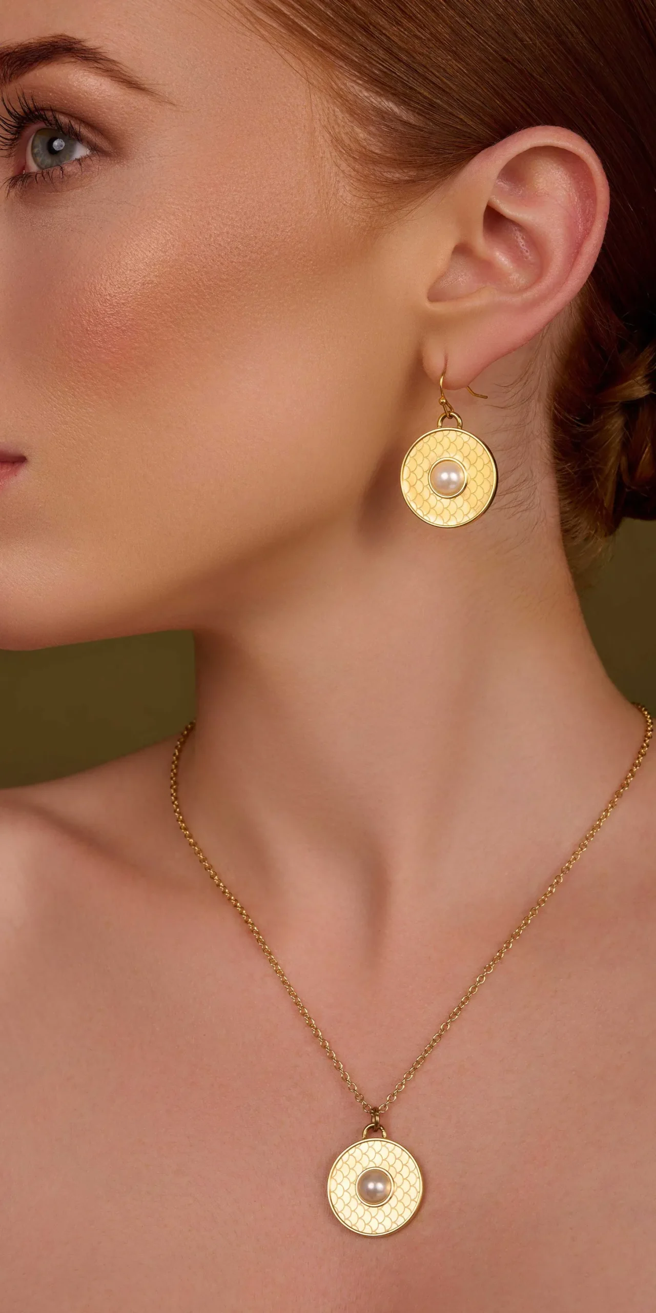 Salamander Cabochon Pearl & Gold Earrings
