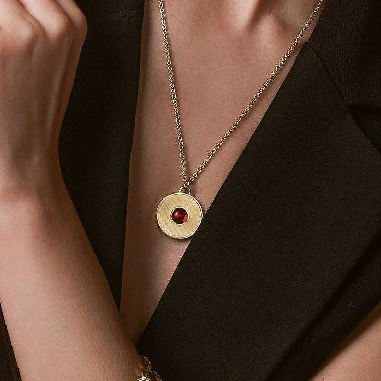 Salamander Cabochon Ruby & Gold Necklace